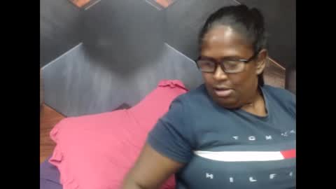 indiandeluxe online show from 11-12-25, 04:57