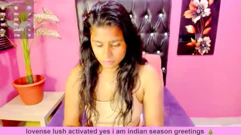 Snapshot of indianflame chatting on 01-16-26, 06:45 PARADISEQUEEN online show from 01-16-26, 06:45