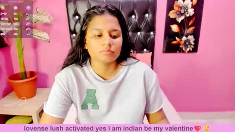 Snapshot of indianflame chatting on 02-18-26, 08:38 PARADISEQUEEN online show from 02-18-26, 08:38