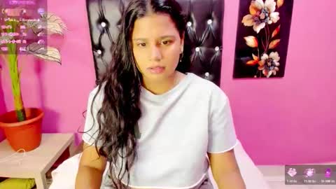 Snapshot of indianflame chatting on 02-21-26, 07:20 PARADISEQUEEN online show from 02-21-26, 07:20