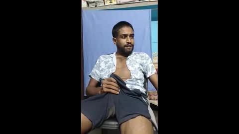 Snapshot of indianjhonnysins chatting on 09-19-25, 08:20 BOREDILDO online show from 09-19-25, 08:20