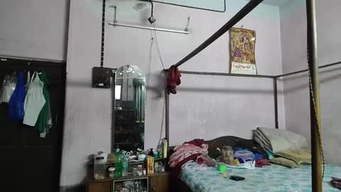 Snapshot of indianjhonnysins chatting on 02-27-26, 01:00 BOREDILDO online show from 02-27-26, 01:00