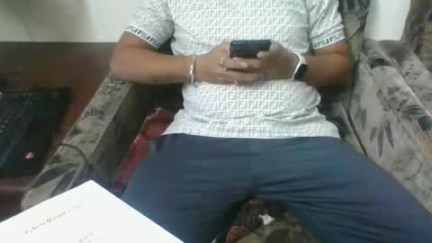 Snapshot of indianlover1433 chatting on 12-26-24, 12:05 Indian lover online show from 12-26-24, 12:05