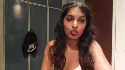 indianpandora online show from 09-21-25, 09:44