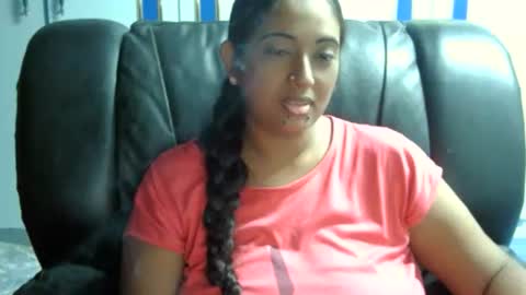 Snapshot of indianplaygal69 chatting on 02-08-25, 06:33 Indianpalgal69 online show from 02-08-25, 06:33