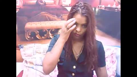 indiansexyass4u2luv online show from 01-14-25, 05:23