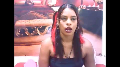 indiansexyass4u2luv online show from 01-26-25, 03:47