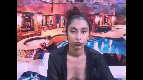 indiansexybutt4u2luv online show from 04-18-26, 07:12