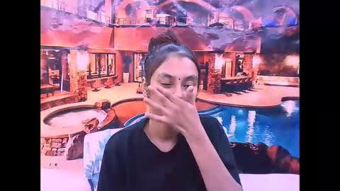 indiansexybutt4u2luv online show from 04-20-26, 05:54