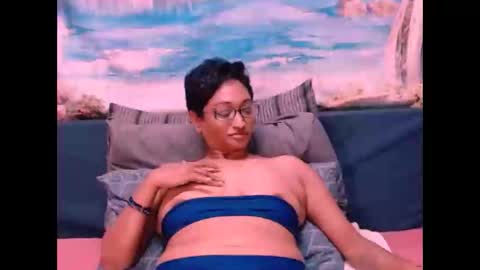 Snapshot of indianspicy69 chatting on 12-13-24, 04:54 Shreya online show from 12-13-24, 04:54