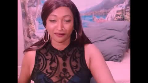 Snapshot of indianspicy69 chatting on 01-21-25, 06:45 Shreya online show from 01-21-25, 06:45