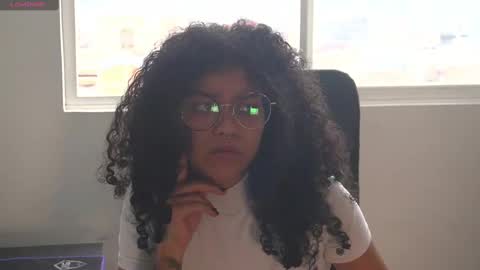 Snapshot of indicasatan chatting on 01-11-25, 06:12 Indicasatan online show from 01-11-25, 06:12