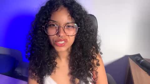 Snapshot of indicasatan chatting on 02-02-25, 11:53 Indicasatan online show from 02-02-25, 11:53