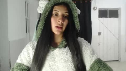 Snapshot of indirax69 chatting on 07-18-26, 03:00 Indira online show from 07-18-26, 03:00