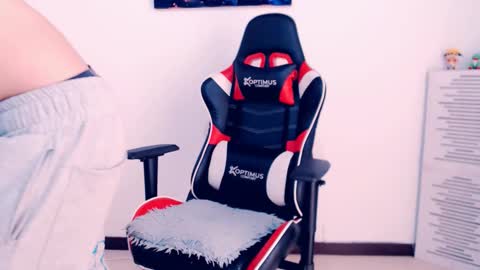 matias online show from 03-22-26, 04:54