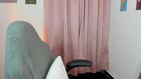 Diana online show from 03-31-26, 02:46