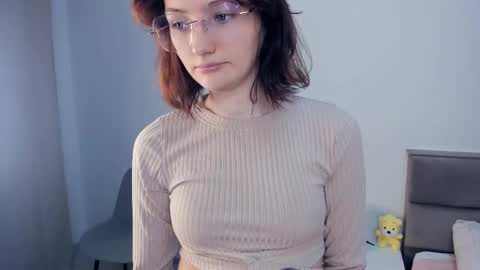 Kira online show from 11-14-25, 04:11