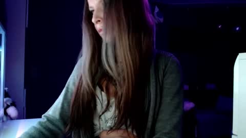 Snapshot of inesdesire chatting on 01-30-25, 06:21 InesDesire online show from 01-30-25, 06:21