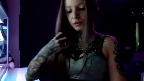 Snapshot of inesdesire chatting on 02-12-25, 07:44 InesDesire online show from 02-12-25, 07:44