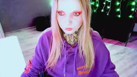 Snapshot of inesdesire chatting on 10-01-25, 09:21 InesDesire online show from 10-01-25, 09:21