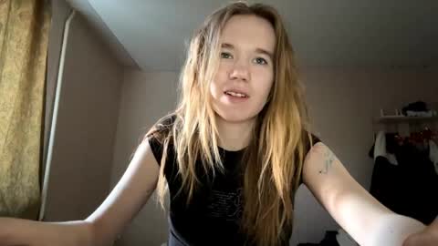Sofia online show from 05-20-26, 03:29