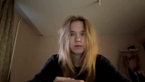 Sofia online show from 06-09-26, 04:51