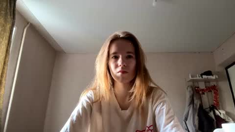 Sofia online show from 06-10-26, 01:43