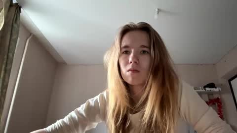 Sofia online show from 06-11-26, 03:21