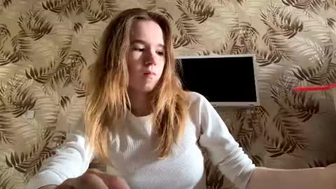 Sofia online show from 06-12-26, 01:54