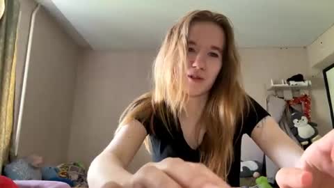 Sofia online show from 06-18-26, 11:14