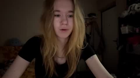 Sofia online show from 07-20-26, 10:23