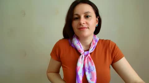 Snapshot of inessa_beauty chatting on 05-12-26, 10:45 Inessa online show from 05-12-26, 10:45