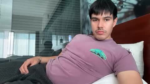 Lucas online show from 11-23-25, 03:01