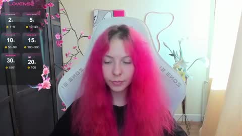 Ilona online show from 05-09-26, 01:11
