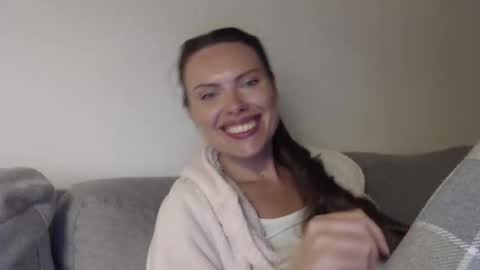 Snapshot of infinitiq45 chatting on 04-29-26, 08:26 Sweet girl online show from 04-29-26, 08:26