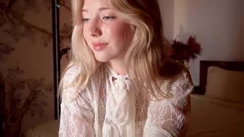 Snapshot of infinitysoul_ chatting on 10-11-25, 04:05 Alexa..  Inst     Fansly infinitysoul  online show from 10-11-25, 04:05