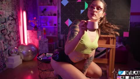 Snapshot of informal_ chatting on 02-01-25, 03:19 MAL ---  online show from 02-01-25, 03:19