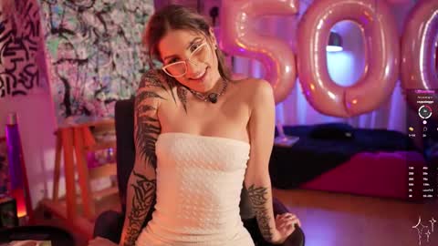 Snapshot of informal_ chatting on 02-21-25, 11:43 MAL ---  online show from 02-21-25, 11:43