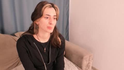 Snapshot of ingachaudoin chatting on 02-08-26, 10:18 Saya online show from 02-08-26, 10:18