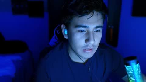 Iagust  online show from 04-12-26, 07:24