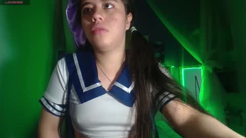 Snapshot of ingrid_casas chatting on 12-14-24, 06:41 Ingrid petite online show from 12-14-24, 06:41