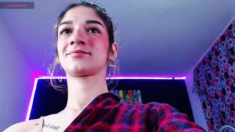 Ingrid Zese online show from 10-27-25, 05:50