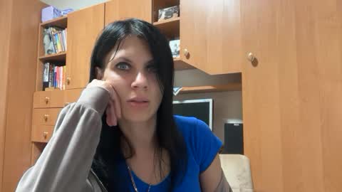 InjaAtHome online show from 06-19-26, 09:40
