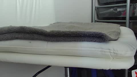 Snapshot of injmolder2 chatting on 01-18-25, 06:21 Hanging Out online show from 01-18-25, 06:21