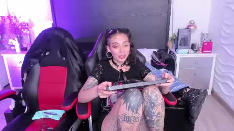 inkedsinners_ online show from 06-19-26, 02:05