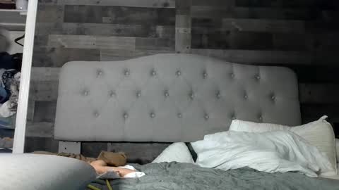 Snapshot of inmybackyard chatting on 11-03-25, 08:10 InMyBackyard online show from 11-03-25, 08:10