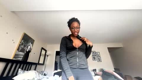 Duckyyxxox online show from 02-17-26, 06:58