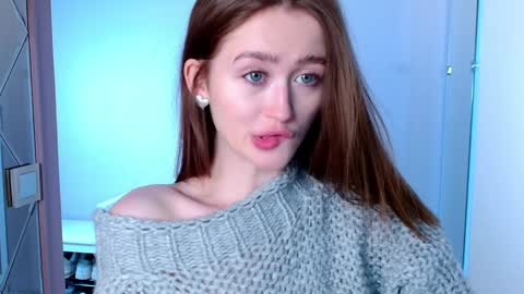 Lina online show from 01-23-25, 08:15