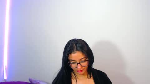 Abril online show from 01-24-25, 03:54