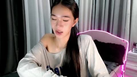 Reign online show from 04-13-26, 09:20